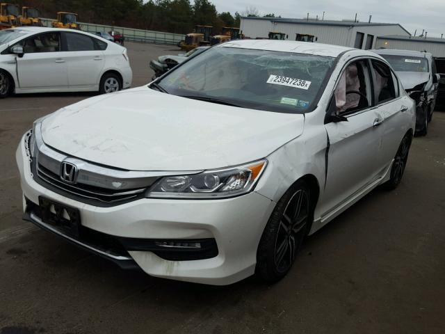 1HGCR2F53GA027815 - 2016 HONDA ACCORD SPO WHITE photo 2