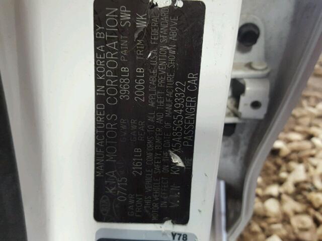 KNAFX5A85G5493322 - 2016 KIA FORTE EX WHITE photo 10