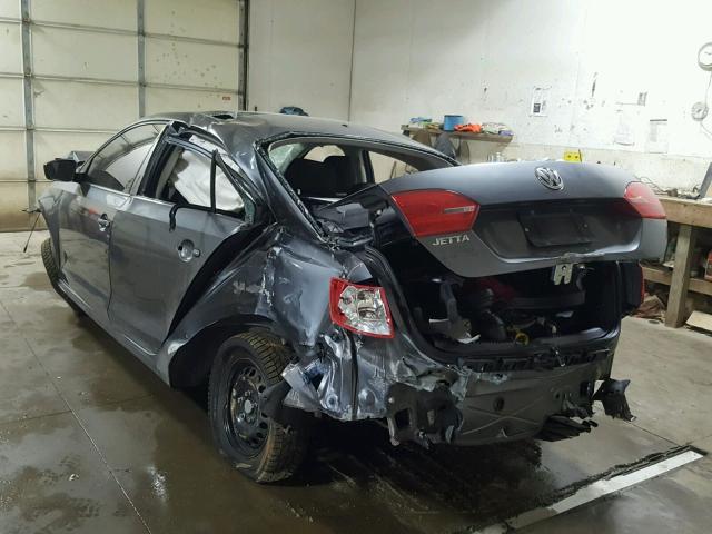 3VW2K7AJ5DM220530 - 2013 VOLKSWAGEN JETTA BASE ნაცრისფერი ფოტო 3