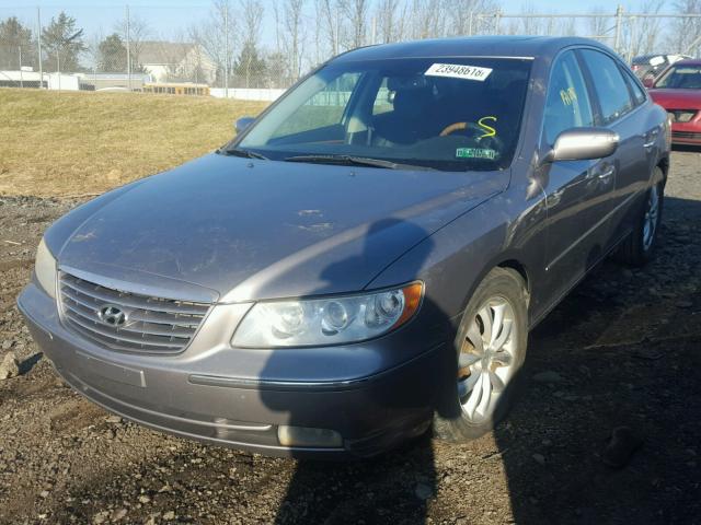 KMHFC46F27A241871 - 2007 HYUNDAI AZERA SE GRAY photo 2