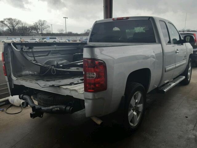 1GCRCSE0XBZ103167 - 2011 CHEVROLET SILVERADO SILVER photo 4