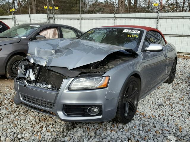 WAUCGAFHXBN001719 - 2011 AUDI S5 PREMIUM GRAY photo 2