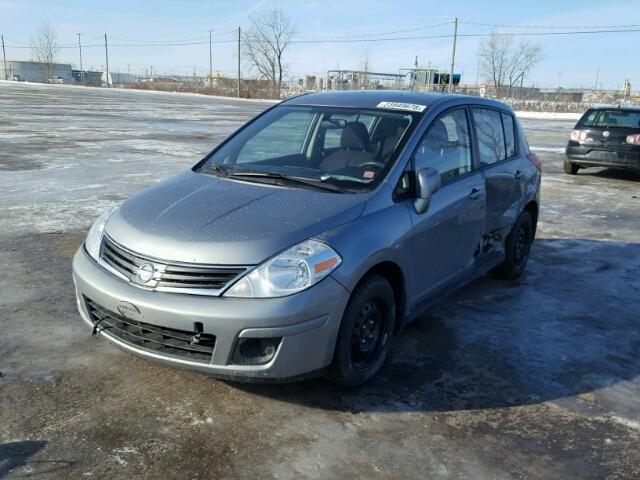 3N1BC1CPXBL466459 - 2011 NISSAN VERSA S GRAY photo 2