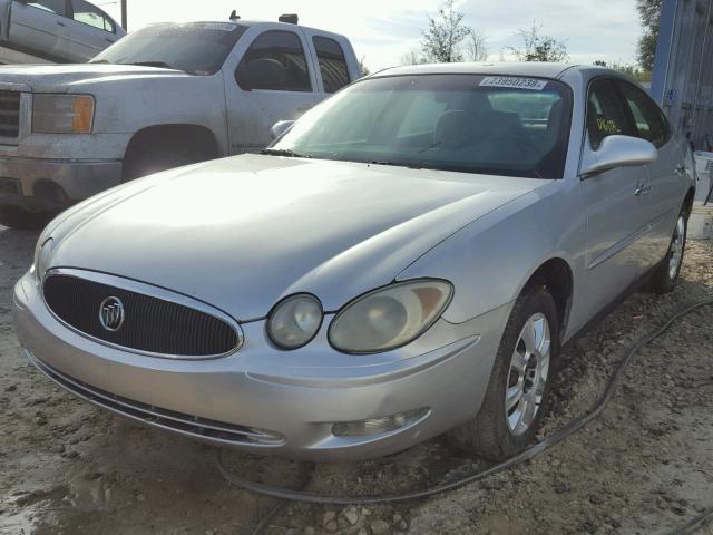 2G4WC532451311711 - 2005 BUICK LACROSSE C SILVER photo 2