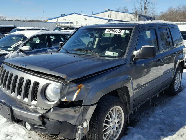 1J4NF1GB1BD275352 - 2011 JEEP PATRIOT SP GRAY photo 2