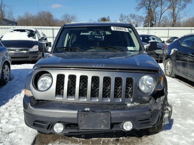 1J4NF1GB1BD275352 - 2011 JEEP PATRIOT SP GRAY photo 9