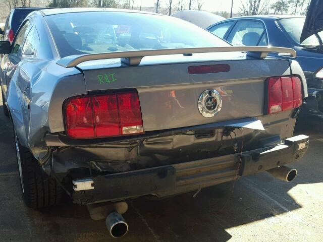 1ZVHT82H975202535 - 2007 FORD MUSTANG GT GRAY photo 9