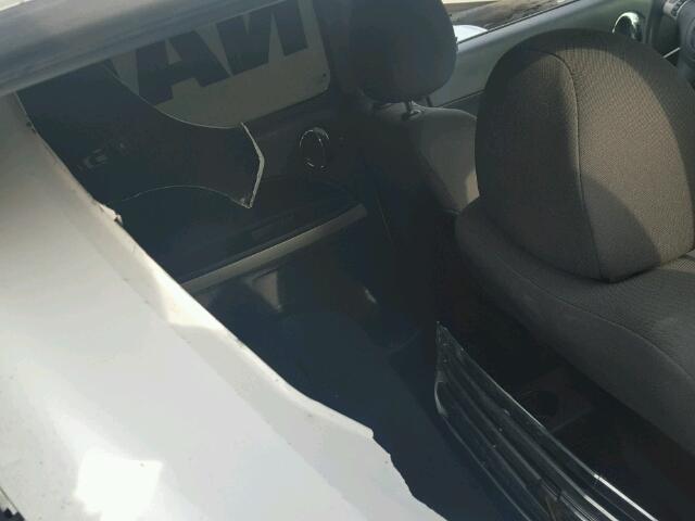 3GNCA13D48S701957 - 2008 CHEVROLET HHR LS WHITE photo 6