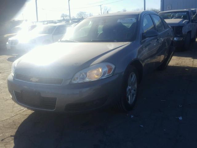 2G1WU581769240694 - 2006 CHEVROLET IMPALA LTZ GRAY photo 2