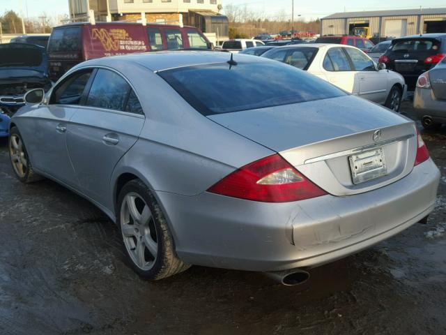 WDDDJ75X96A009978 - 2006 MERCEDES-BENZ CLS 500C GRAY photo 3