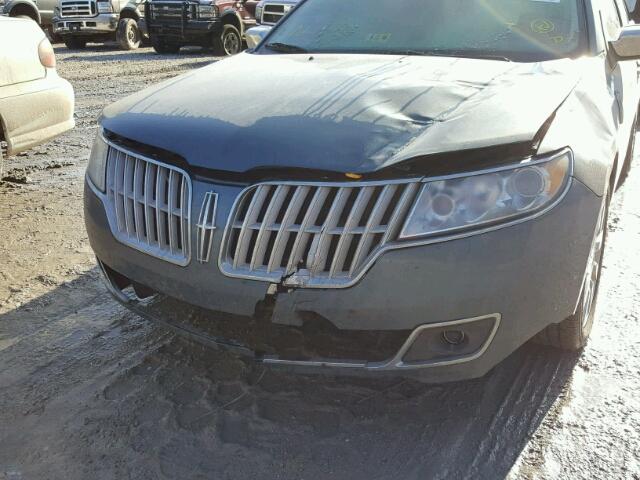 3LNDL2L33CR826738 - 2012 LINCOLN MKZ HYBRID BLUE photo 9