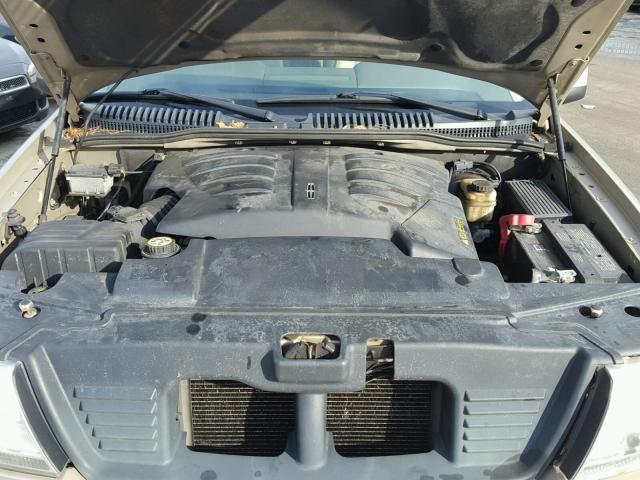 5LMEU88H44ZJ47483 - 2004 LINCOLN AVIATOR 米色 照片 7