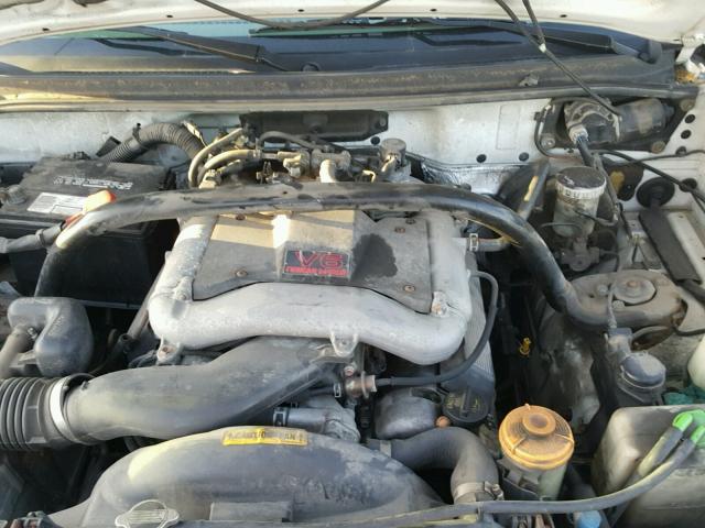 2CNBE134846906579 - 2004 CHEVROLET TRACKER WHITE photo 7