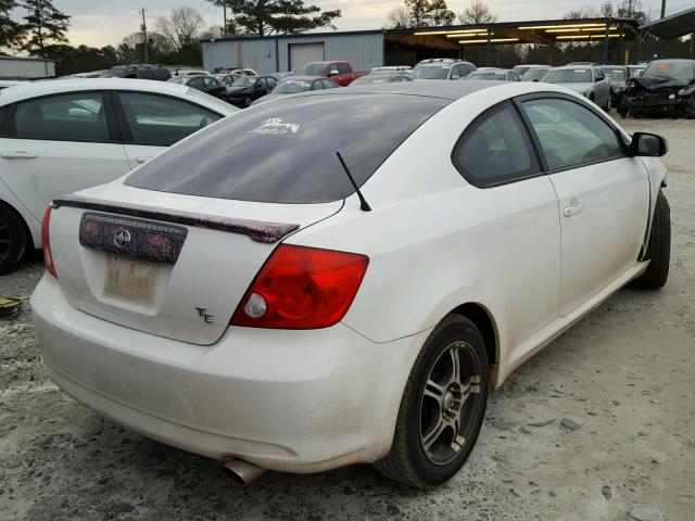 JTKDE167880256081 - 2008 TOYOTA SCION TC WHITE photo 4