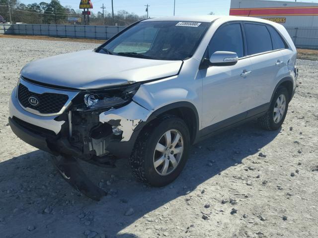 5XYKT3A16CG224008 - 2012 KIA SORENTO BA SILVER photo 2