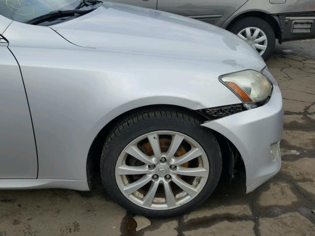 JTHCK262085022976 - 2008 LEXUS IS 250 SILVER photo 9