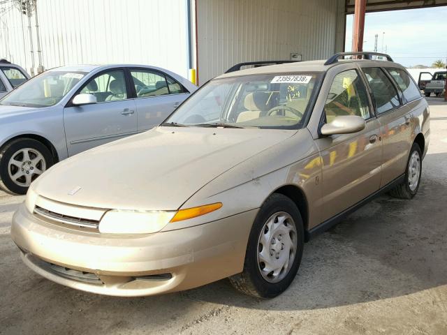 1G8JU82FX1Y522592 - 2001 SATURN LW200 GOLD photo 2