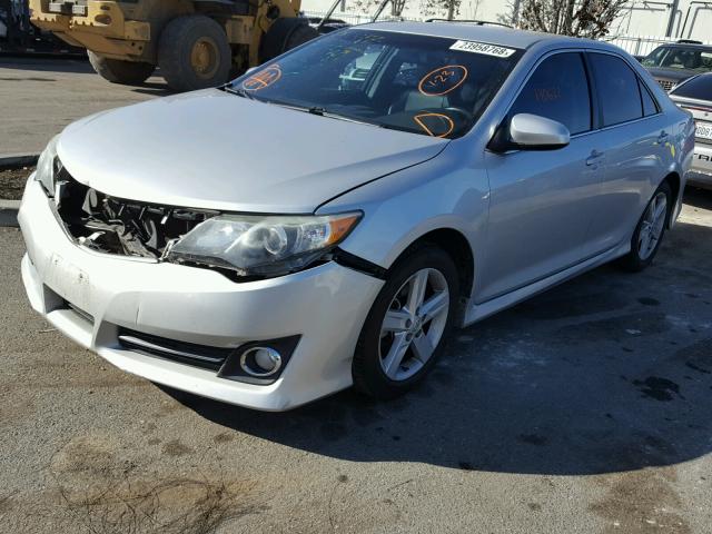4T1BF1FK4CU057994 - 2012 TOYOTA CAMRY BASE SILVER photo 2
