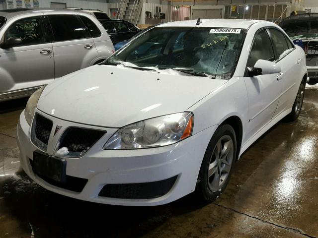 1G2ZJ57B494275454 - 2009 PONTIAC G6 WHITE photo 2