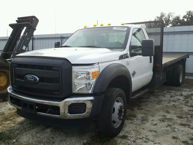 1FDUF4GT8GEA30265 - 2016 FORD F450 SUPER WHITE photo 2