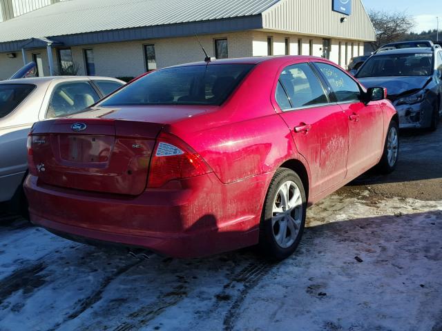 3FAHP0HA4CR409530 - 2012 FORD FUSION SE RED photo 4