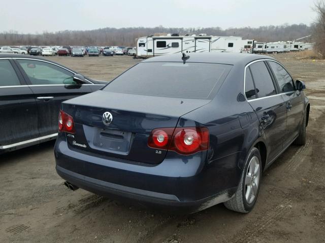 3VWRM71KX8M118390 - 2008 VOLKSWAGEN JETTA SE BLUE photo 4