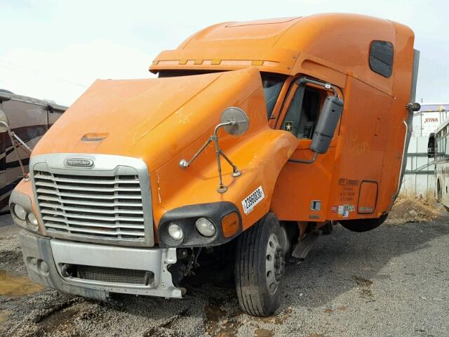 1FUJBBCG44LN24865 - 2004 FREIGHTLINER CONVENTION ORANGE photo 2