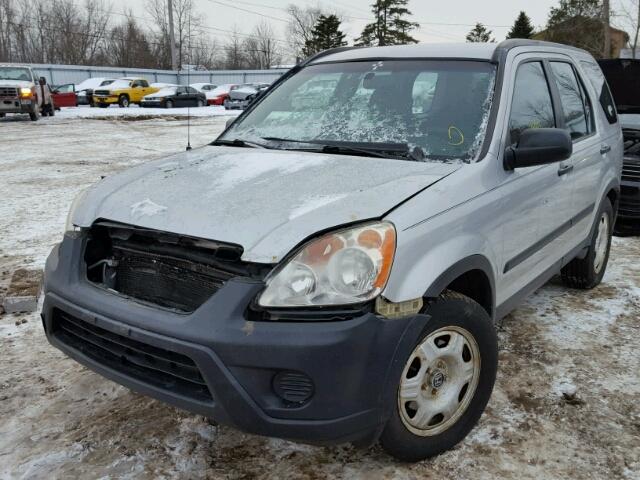 JHLRD78516C042613 - 2006 HONDA CR-V LX SILVER photo 2