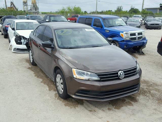 3VW2K7AJXFM415297 - 2015 VOLKSWAGEN JETTA BASE BROWN photo 1