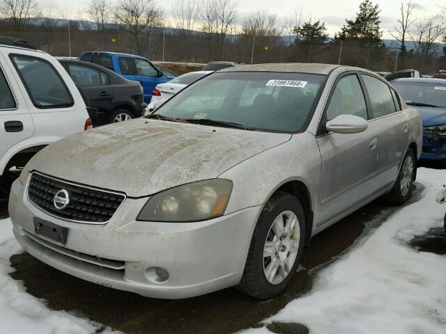 1N4AL11DX5N410629 - 2005 NISSAN ALTIMA S SILVER photo 2