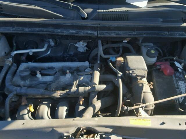 JTLKT324540148186 - 2004 TOYOTA SCION XB SILVER photo 7