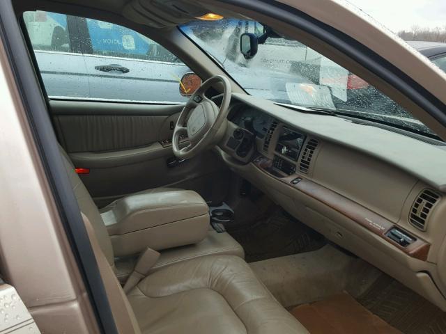 1G4CW52K1X4621284 - 1999 BUICK PARK AVENU GOLD photo 5