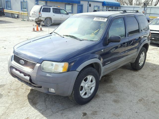 1FMYU03142KD24342 - 2002 FORD ESCAPE XLT BLUE photo 2