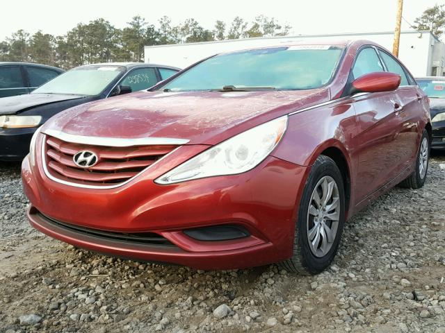 5NPEB4AC7BH219110 - 2011 HYUNDAI SONATA GLS RED photo 2