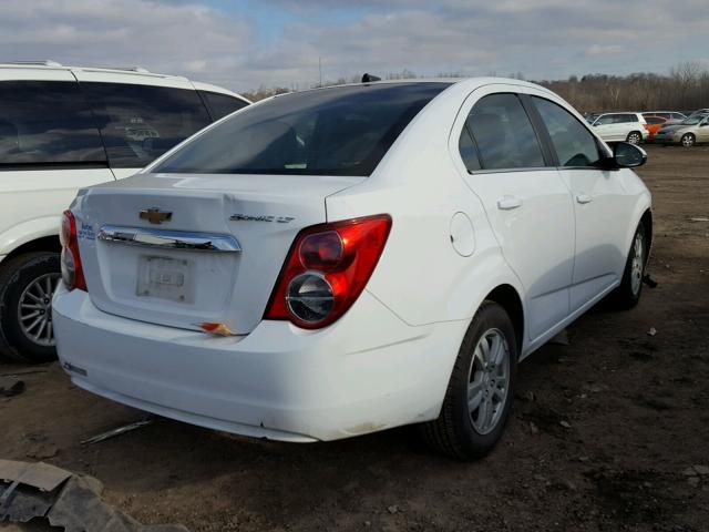 1G1JC5SH4E4213540 - 2014 CHEVROLET SONIC LT WHITE photo 4