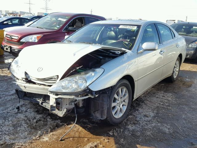 JTHBF30G720055830 - 2002 LEXUS ES 300 SILVER photo 2