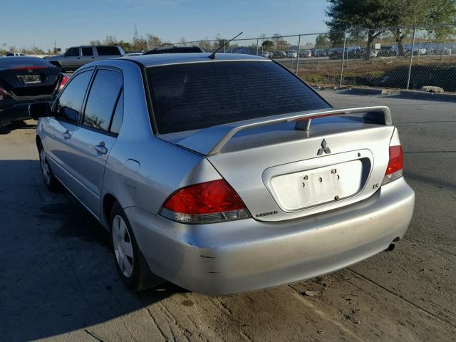 JA3AJ26E44U053426 - 2004 MITSUBISHI LANCER ES SILVER photo 3