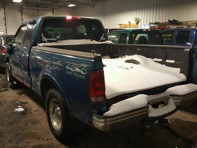 1FTRX18L8YNA44138 - 2000 FORD F150 BLUE photo 3