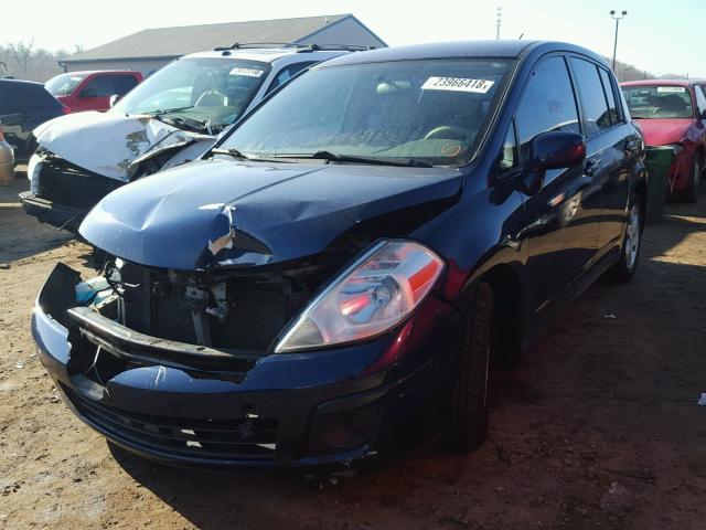 3N1BC13E27L363011 - 2007 NISSAN VERSA S BLUE photo 2