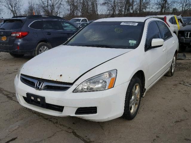 1HGCM56347A032391 - 2007 HONDA ACCORD SE WHITE photo 2