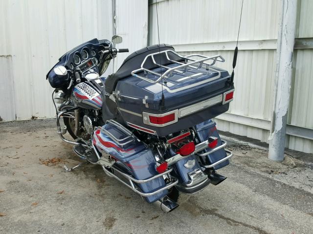 1HD1FCW153Y625468 - 2003 HARLEY-DAVIDSON FLHTCUI BLUE photo 3