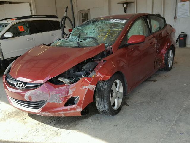 5NPDH4AE9DH306019 - 2013 HYUNDAI ELANTRA GL MAROON photo 2