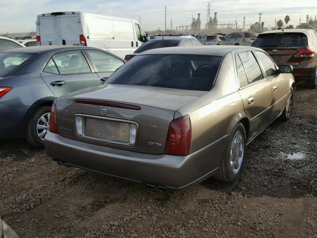 1G6KF5498YU209040 - 2000 CADILLAC DEVILLE DT GOLD photo 4