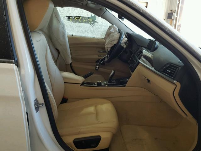 WBA3C3C50DF979807 - 2013 BMW 320 I WHITE photo 5