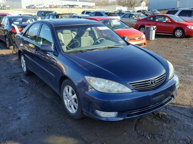 4T1BE30KX6U136906 - 2006 TOYOTA CAMRY LE BLUE photo 1