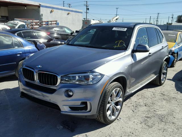 5UXKR6C55G0J80576 - 2016 BMW X5 XDRIVE5 GRAY photo 2