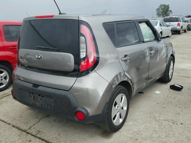 KNDJN2A24F7220162 - 2015 KIA SOUL GRAY photo 4