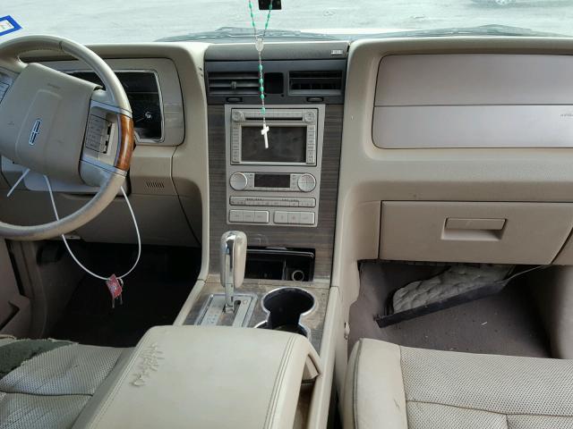 5LMFU27558LJ07642 - 2008 LINCOLN NAVIGATOR BLACK photo 9