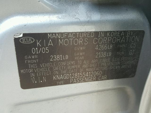 KNAGD128155412060 - 2005 KIA OPTIMA LX SILVER photo 10