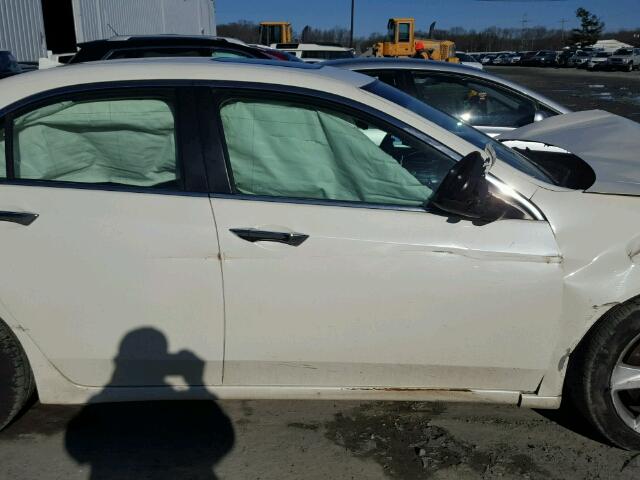 JH4CU2F65AC007324 - 2010 ACURA TSX WHITE photo 9